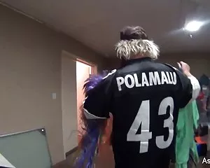 Asa akira hinter den ...