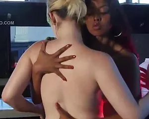 Und aksh-khan und na ...