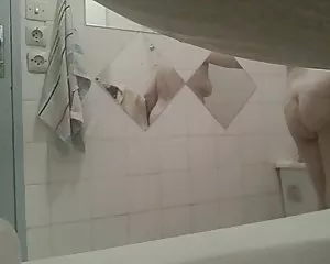 Reifen dans la salle ...