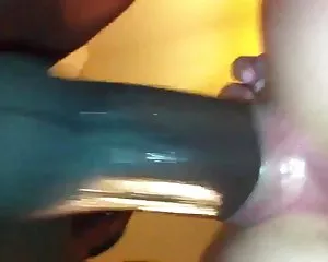 Kaum noch legal teen ...