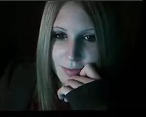 Süße blonde mädchen  ...