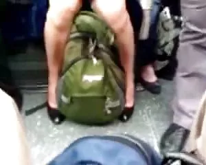 Upskirt auf londoner ...