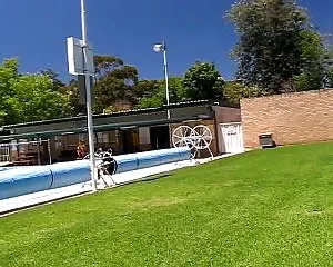 Meine frau niki blin ...