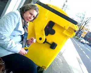 Blinkt die großmutte ...