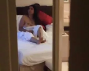 Indische mädchen bli ...