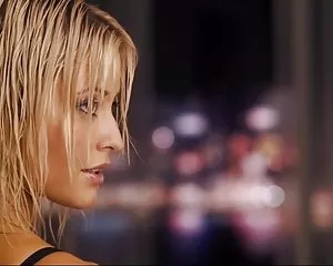 Holly valance d  ...