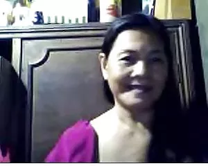 Asiatische oma helen ...