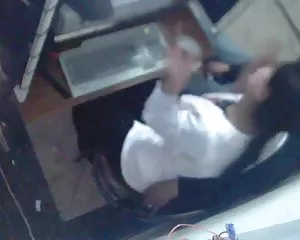 voyeur. junges paar  ...