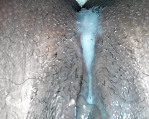 Creampie tropft aus  ...