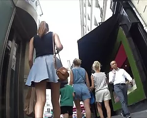 Upskirt - popo ! kos ...