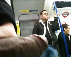 Nehmen sie den zug . ...